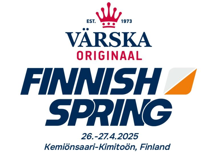 Värska Originaalin sponsoroiman Suomen kevät -tapahtuman logo, joka pidettiin Kemiönsaarella 26.-27. huhtikuuta 2025. Suunnittelussa on käytetty rohkeaa sinistä ja punaista tekstiä sekä kruunua ja oranssia tehostetta.